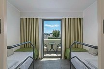 Niriides Beach Hotel