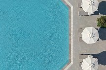 Niriides Beach Hotel