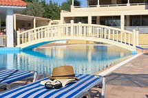 Memphis Beach Hotel