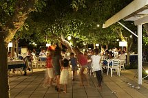 Alexandra Plaza Hotel