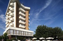 Alexandra Plaza Hotel