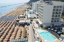 Nautilus Family Hotel