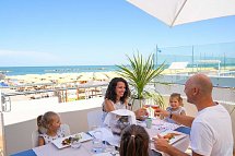Nautilus Family Hotel