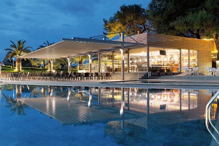 Blue Dolphin Resort Hotel