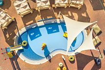 Valamar Amicor Green Resort
