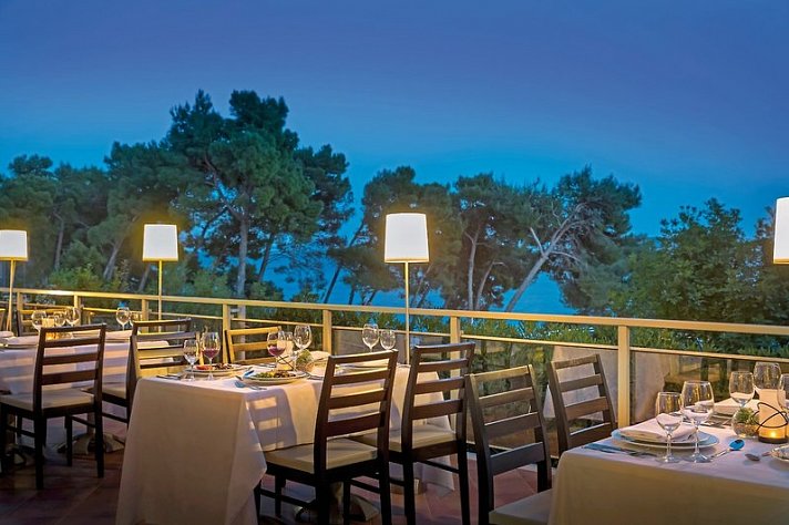 Aminess Grand Azur Hotel