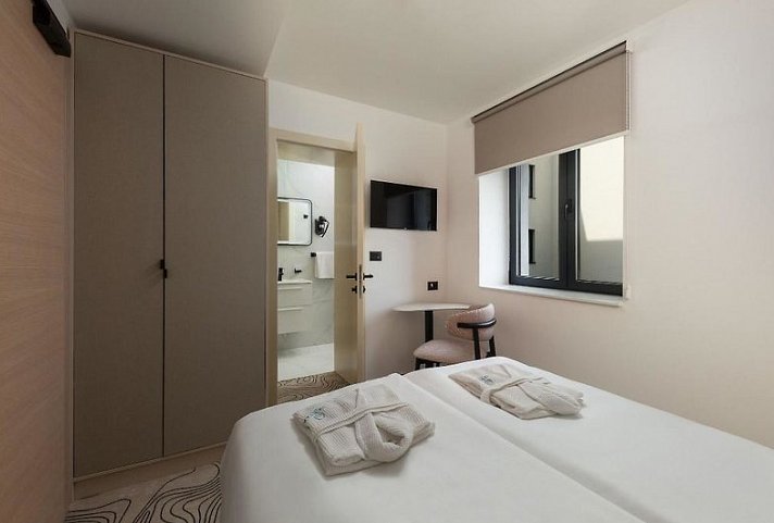 SeeSea Hotel