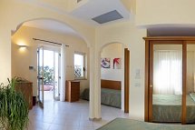Hotel Tirreno