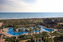 Puerto Antilla Grand Hotel