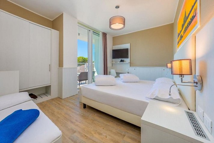 Marina Palace Hotel