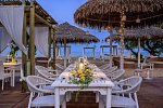 Pareus Beach Resort