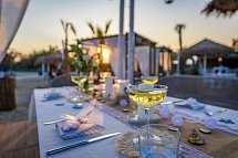 Pareus Beach Resort