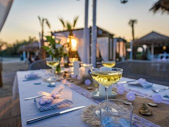 Pareus Beach Resort