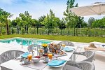 Pareus Beach Resort