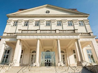 Austria Trend Schloss Wilhelminenberg