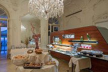 Austria Trend Schloss Wilhelminenberg