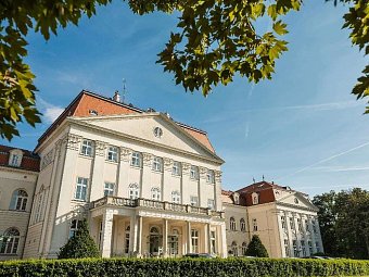 Austria Trend Schloss Wilhelminenberg