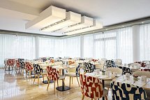 Eurostars Embassy
