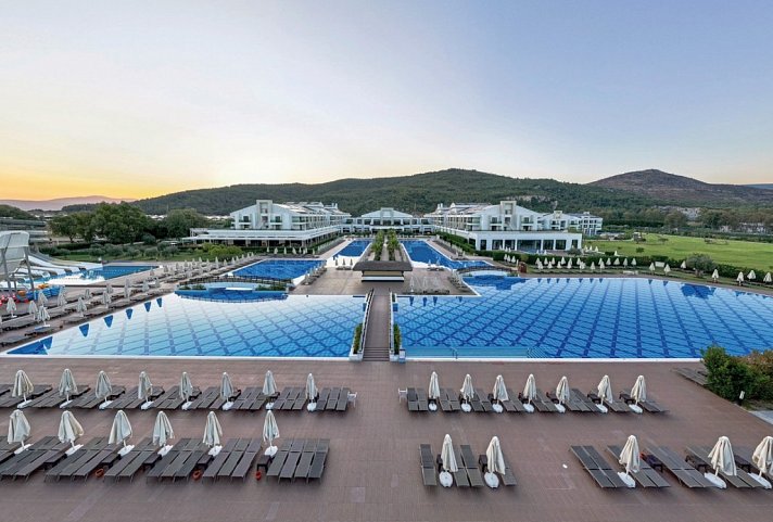 Korumar Ephesus Spa & Beach Resort