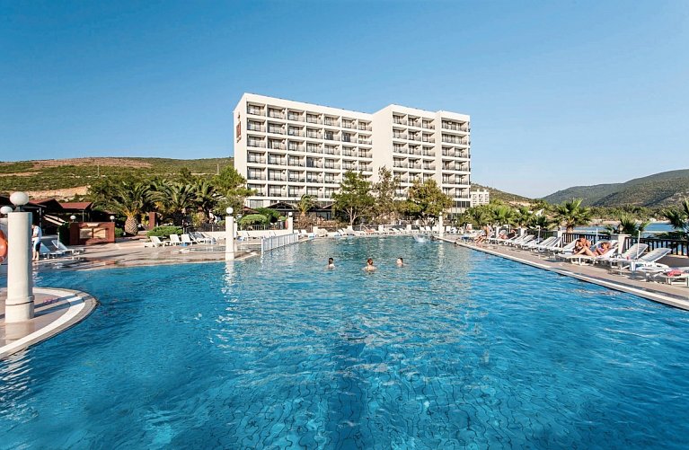 Tusan Beach Resort