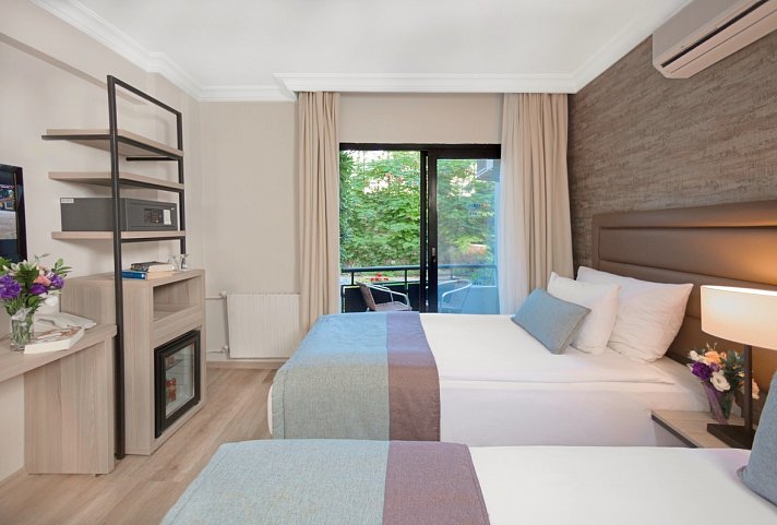 Piril Hotel Thermal & Beauty Spa - Wohnbeispiel Doppelzimmer Landblick (Zimmercodierung DBL)