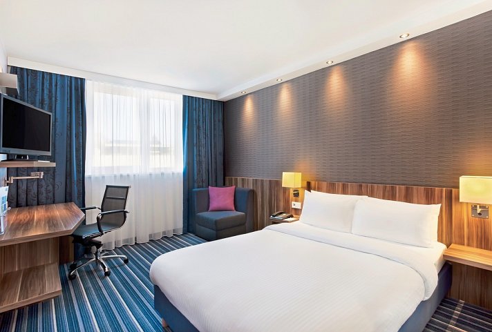 Holiday Inn Express Augsburg - Wohnbeispiel Doppelzimmer (Zimmercodierungen DB1 & DC1)