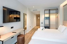 Sercotel Rosaleda Málaga - Wohnbeispiel Doppelzimmer Klassik (Zimmercodierung DB1)