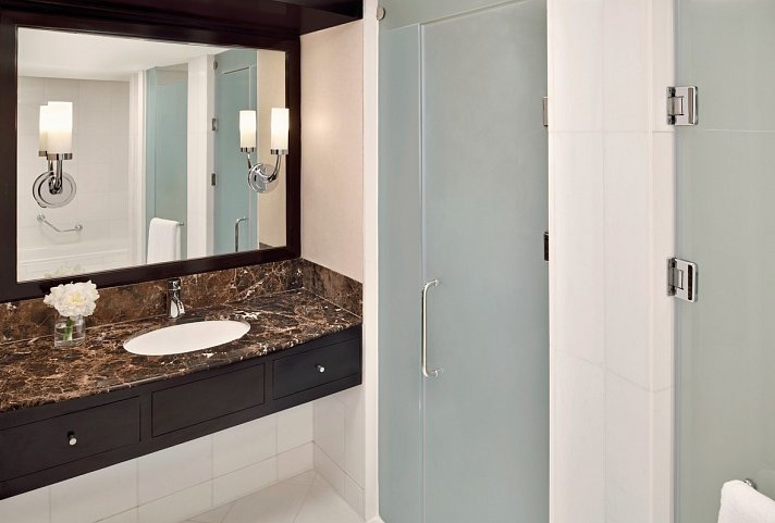 InterContinental Abu Dhabi - Beispiel Bad Classic Room (Zimmercodierungen DB1, D1M, UL1, ULM, UP1, UP2 & UP3)