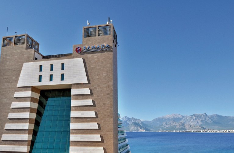 Ramada Plaza Hotel