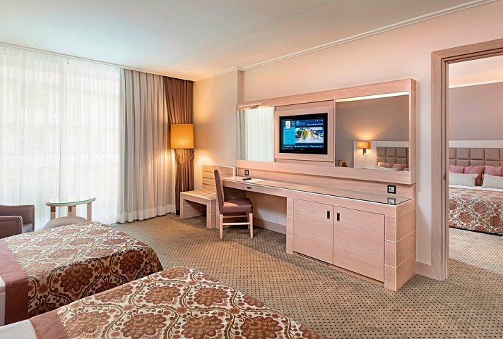Miracle Resort - Wohnbeispiel Familienzimmer (Zimmercodierungen FB1, FB2 & FB3)