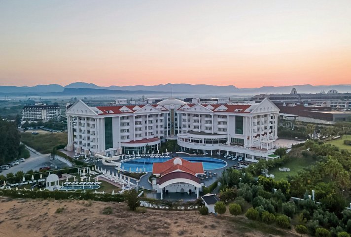 Roma Beach Resort & Spa