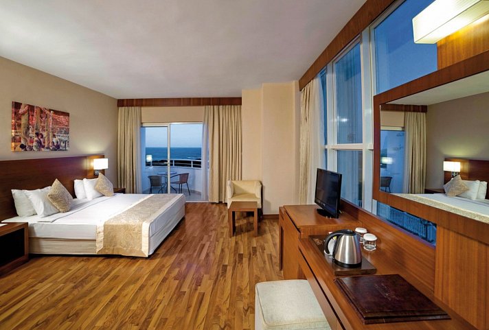 Roma Beach Resort & Spa - Wohnbeispiel Doppelzimmer Meerblick (Zimmercodierung DBM)
