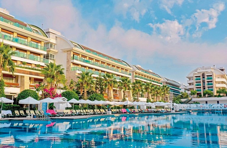 Crystal Waterworld Aqua Collection
