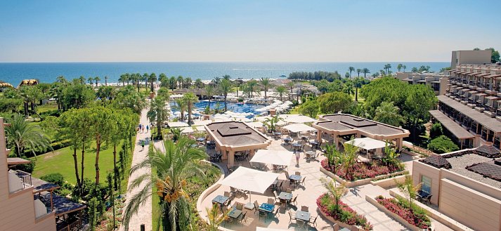 Crystal Tat Beach Pearl Collection