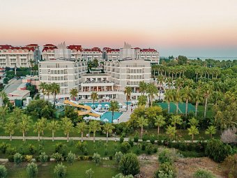 Royal Atlantis Beach