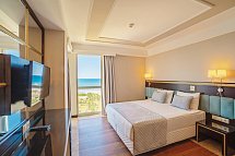Royal Atlantis Beach