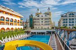 Dream World Resort & Spa