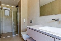 Sentido Serra Resort - Beispiel Bad Doppelzimmer Swim-Up (Zimmercodierung DBQ)