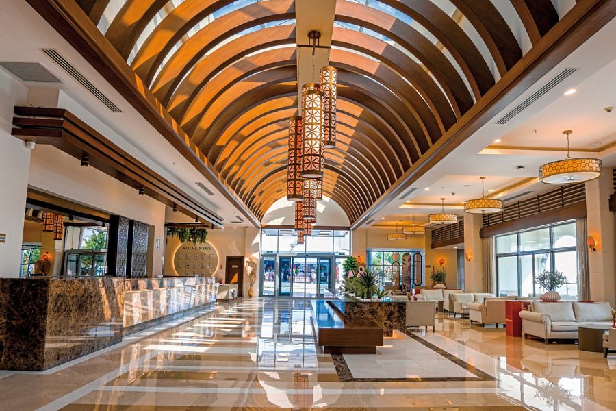 Side Aluna Hotel