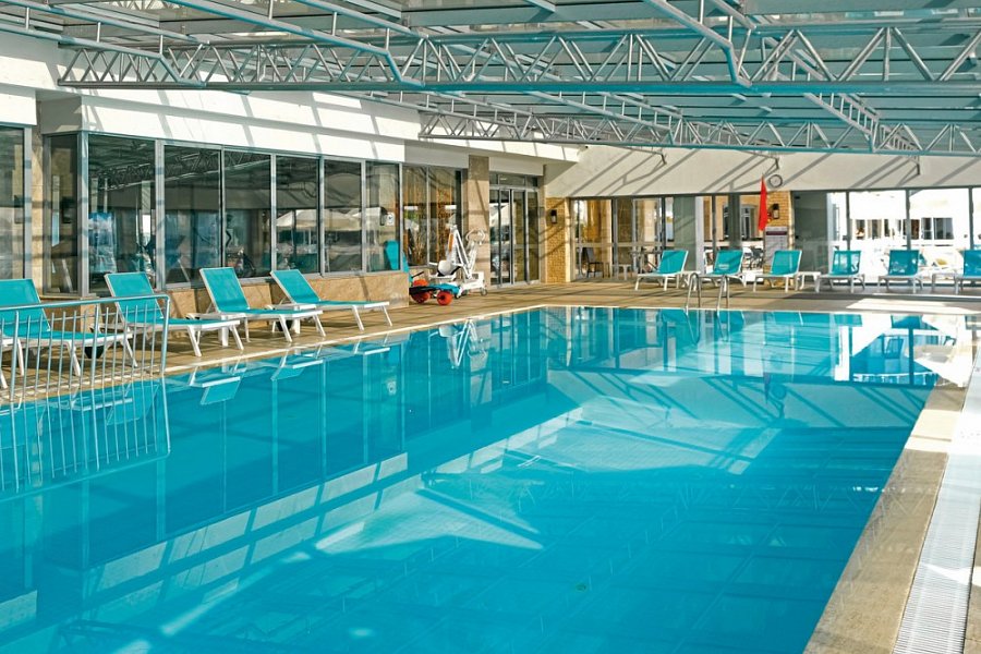 Side Aluna Hotel