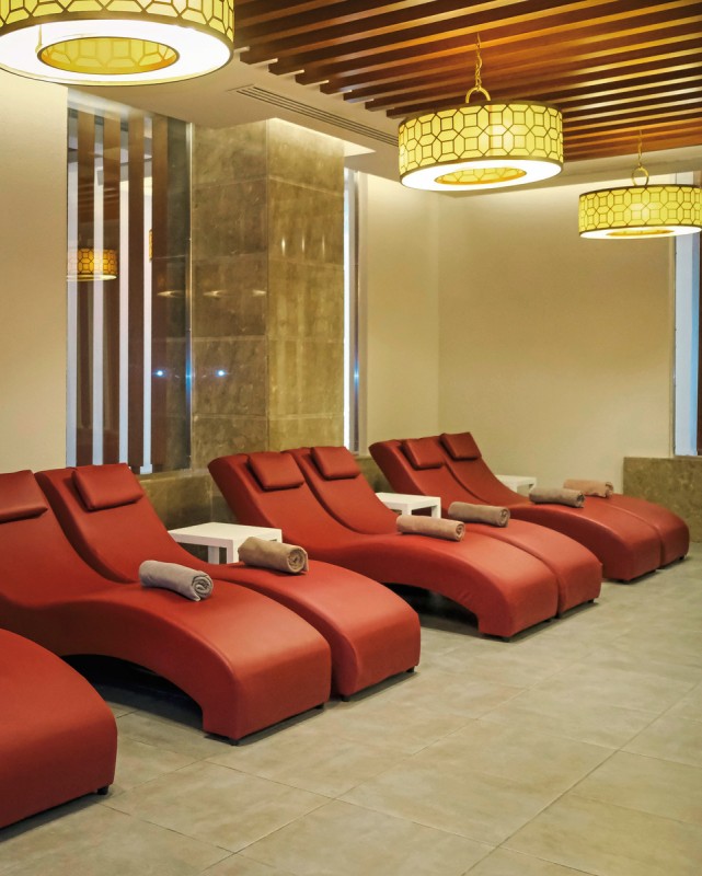 Side Aluna Hotel