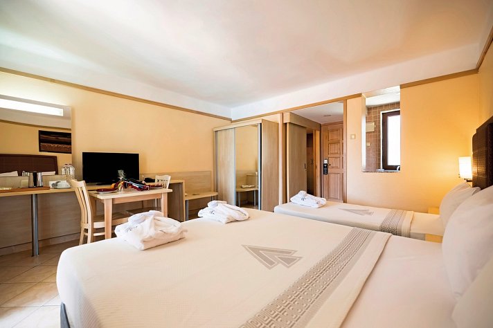 VONRESORT Golden Beach