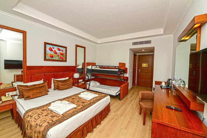 Sunis Elita Beach Resort Hotel & Spa - Doppelzimmer Hauptgebäude mit Etagenbett (Zimmercodierung FBU)