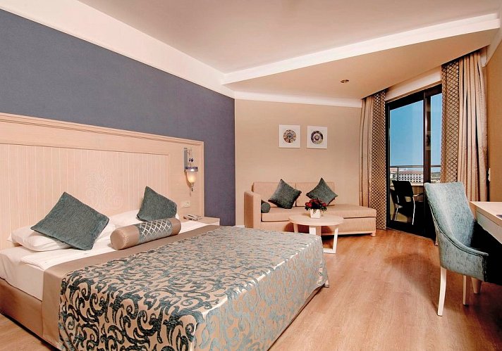 Seamelia Beach Resort & Spa