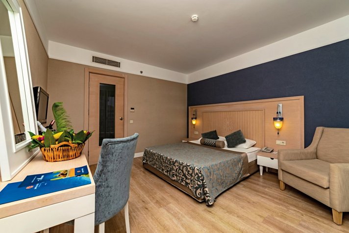Seamelia Beach Resort & Spa
