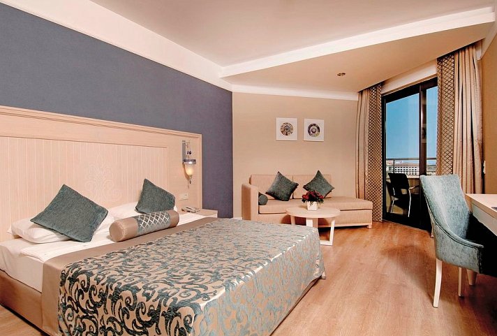 Seamelia Beach Resort & Spa - Wohnbeispiel Doppelzimmer seitl. Meerblick (Zimmercodierungen DBN & DCN)