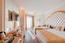 Side Premium - Wohnbeispiel Doppelzimmer Standard mit Terrasse (Zimmercodierungen DB2 & DC2)