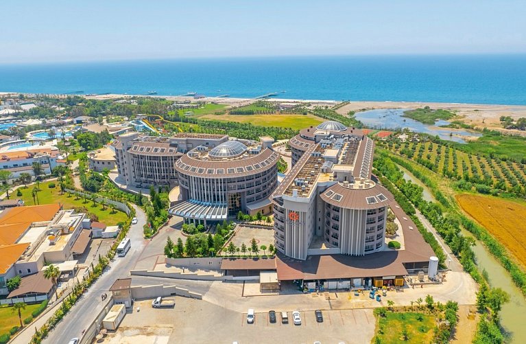 Sunmelia Beach Resort & Spa