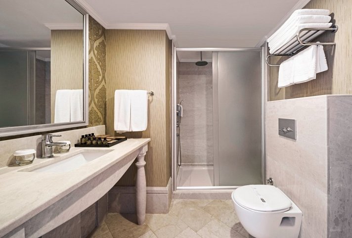 Asteria Bloom Side - Beispiel Bad Doppelzimmer (Zimmercodierungen DBL, DCL, DBM & DCM)