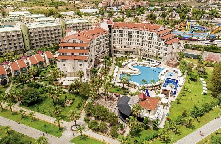 Bella Resort & Spa